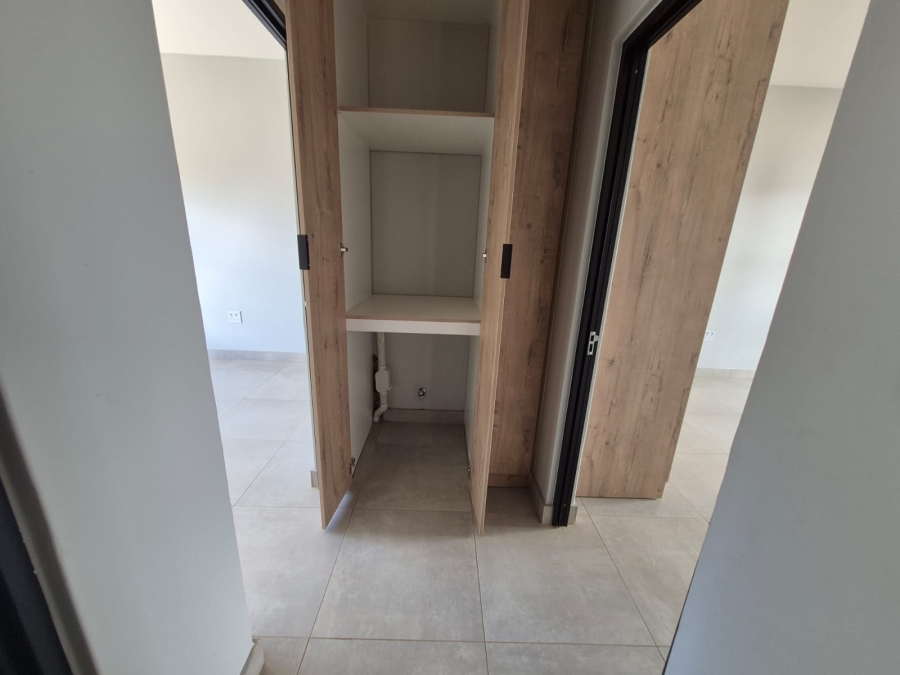 2 Bedroom Property for Sale in Faerie Glen Gauteng