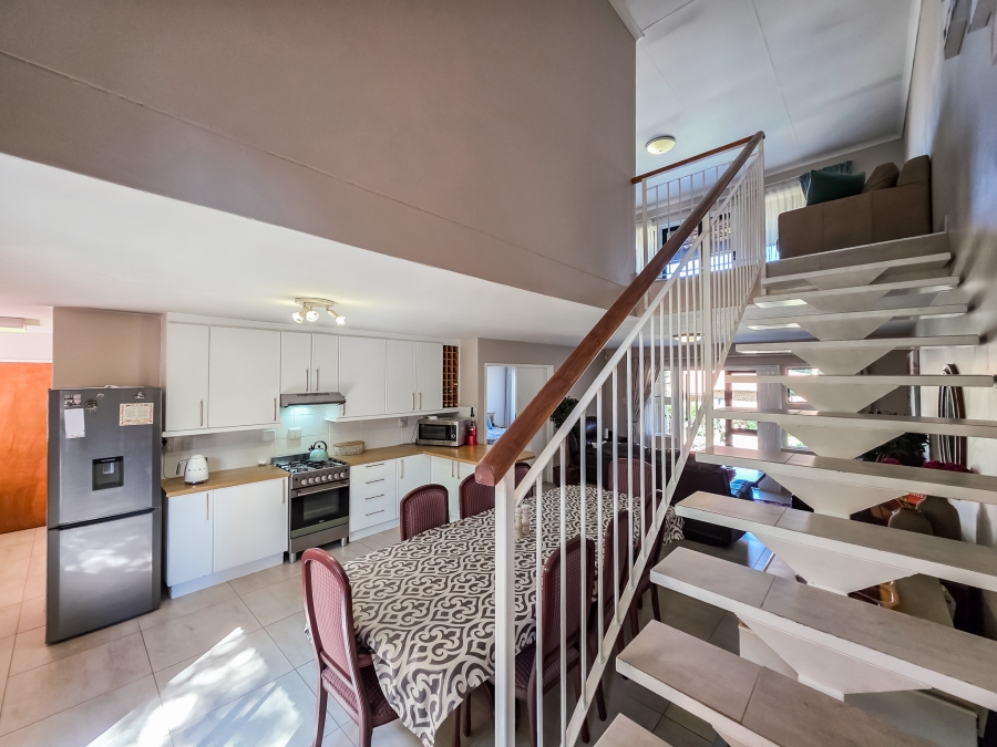 3 Bedroom Property for Sale in Garsfontein Gauteng