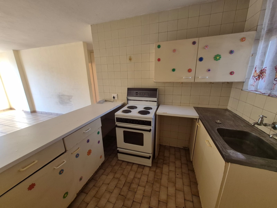 2 Bedroom Property for Sale in Wonderboom South Gauteng