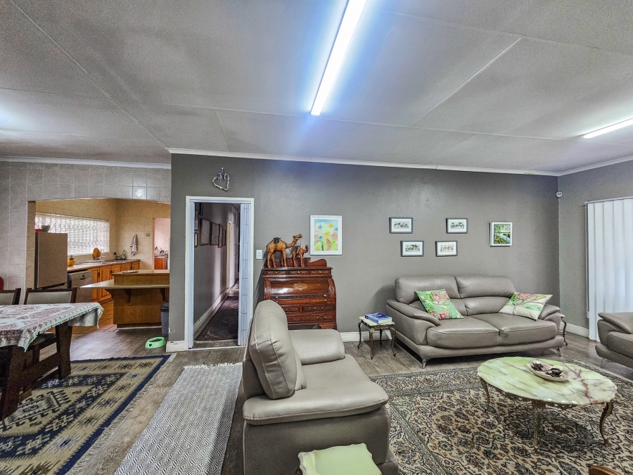 3 Bedroom Property for Sale in Kilner Park Gauteng