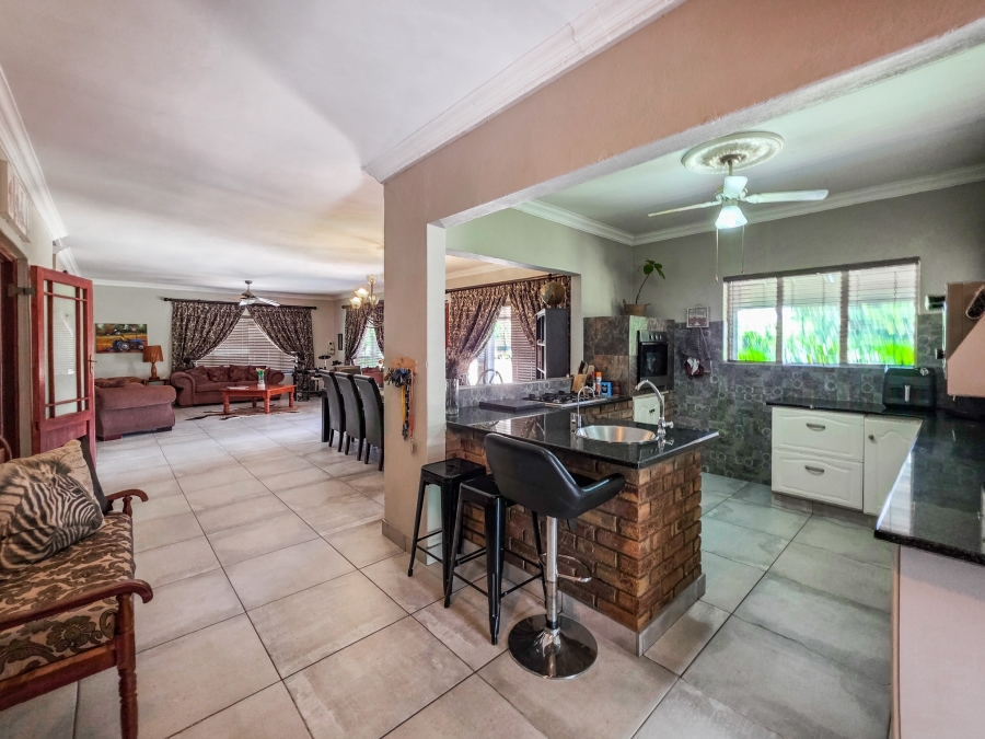 4 Bedroom Property for Sale in Kameeldrift East Gauteng