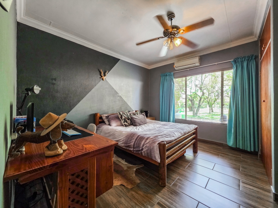 4 Bedroom Property for Sale in Kameeldrift East Gauteng