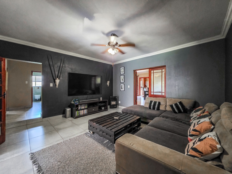 4 Bedroom Property for Sale in Kameeldrift East Gauteng