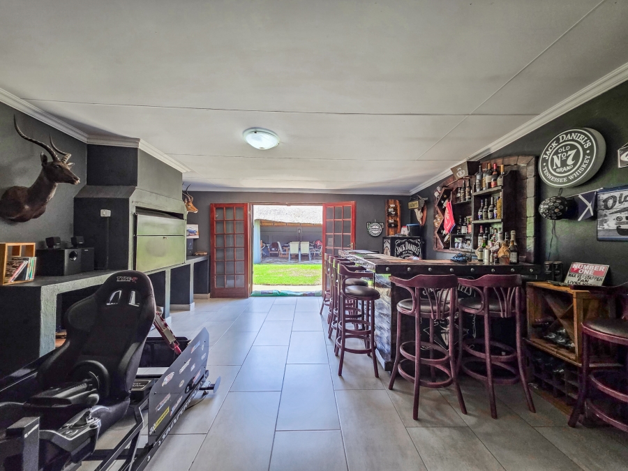 4 Bedroom Property for Sale in Kameeldrift East Gauteng