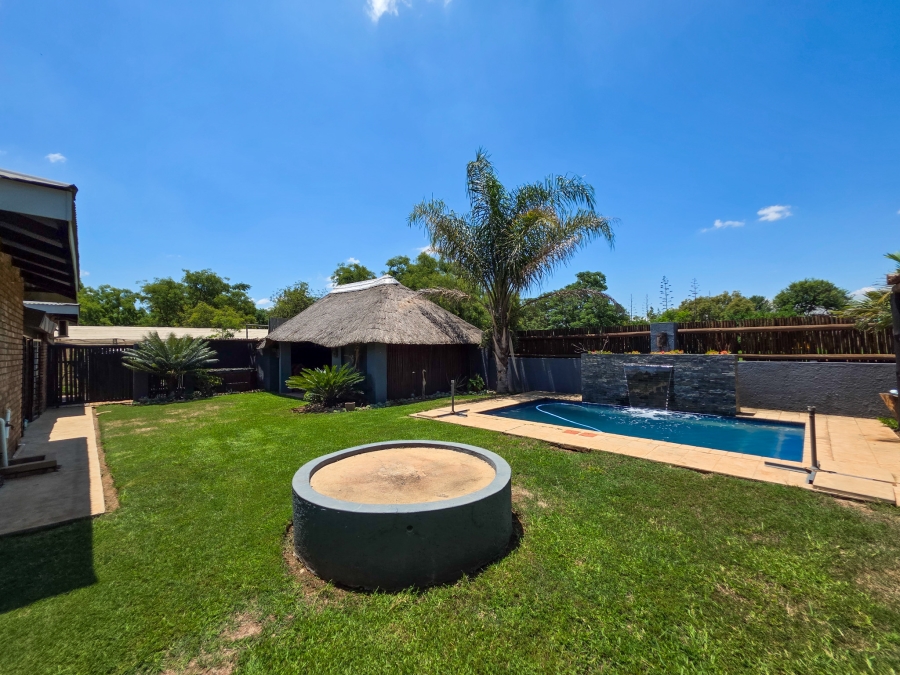 4 Bedroom Property for Sale in Kameeldrift East Gauteng