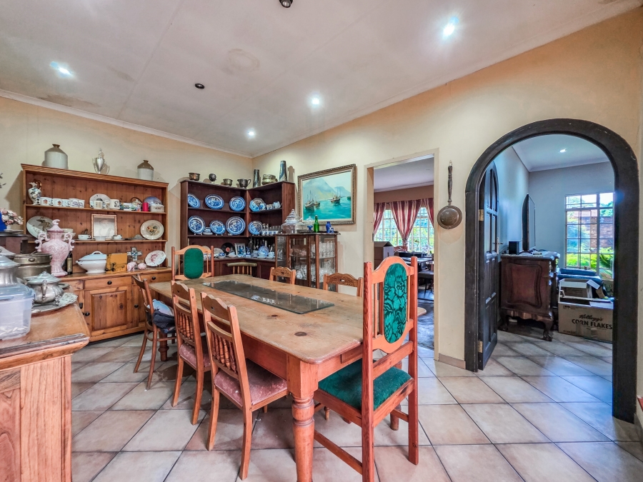 4 Bedroom Property for Sale in Garsfontein Gauteng