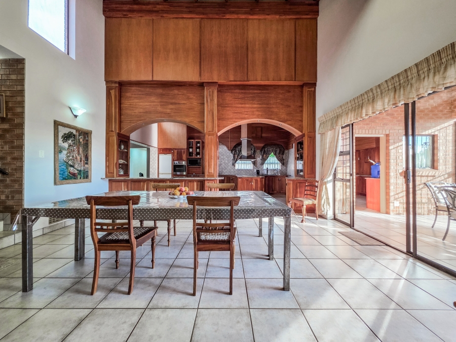 4 Bedroom Property for Sale in Faerie Glen Gauteng