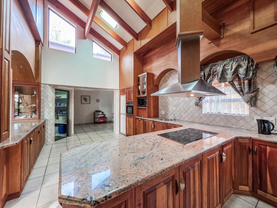 4 Bedroom Property for Sale in Faerie Glen Gauteng