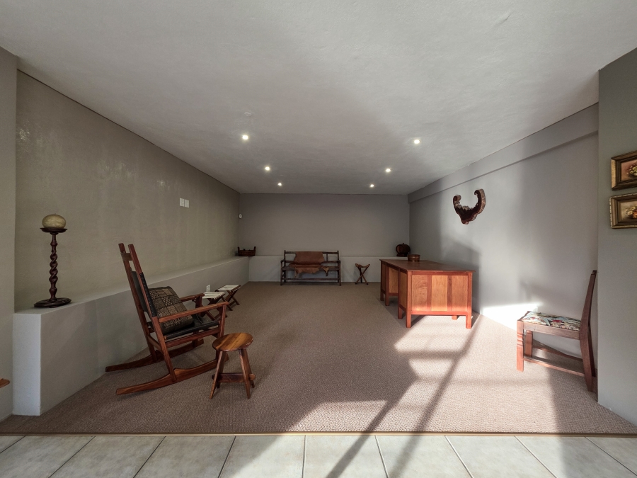 4 Bedroom Property for Sale in Faerie Glen Gauteng