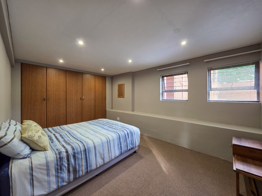 4 Bedroom Property for Sale in Faerie Glen Gauteng