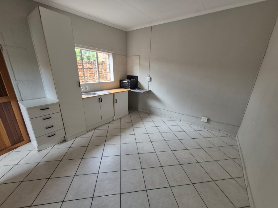 1 Bedroom Property for Sale in Rietfontein Gauteng