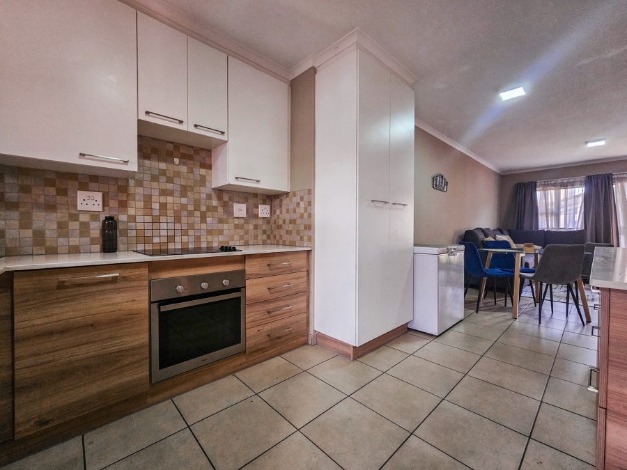 2 Bedroom Property for Sale in Montana Gauteng