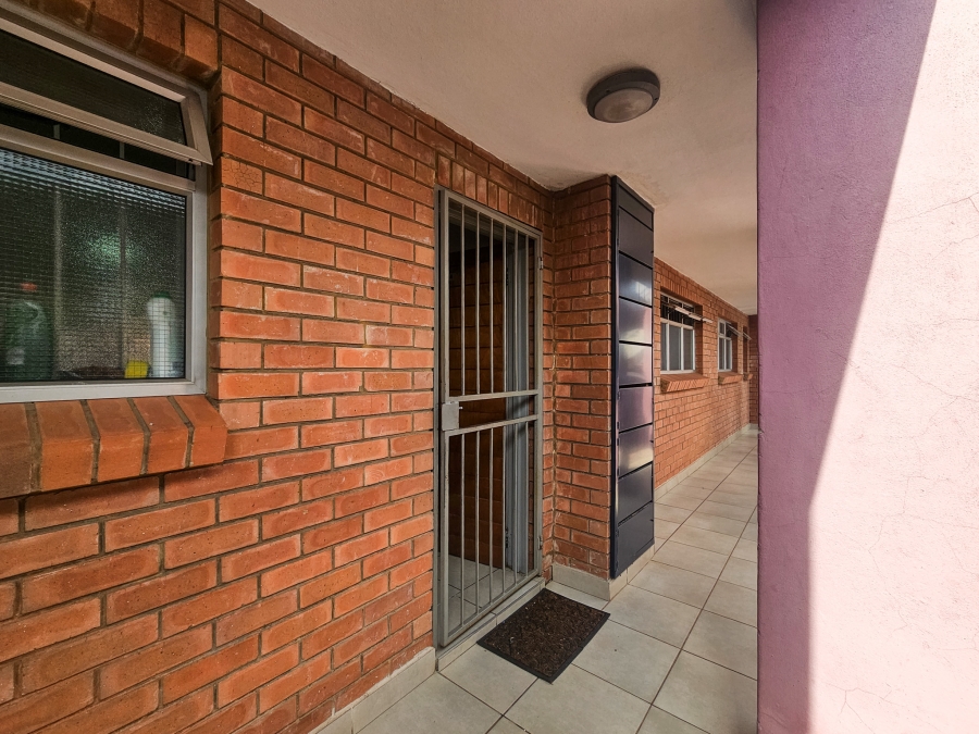 2 Bedroom Property for Sale in Montana Gauteng