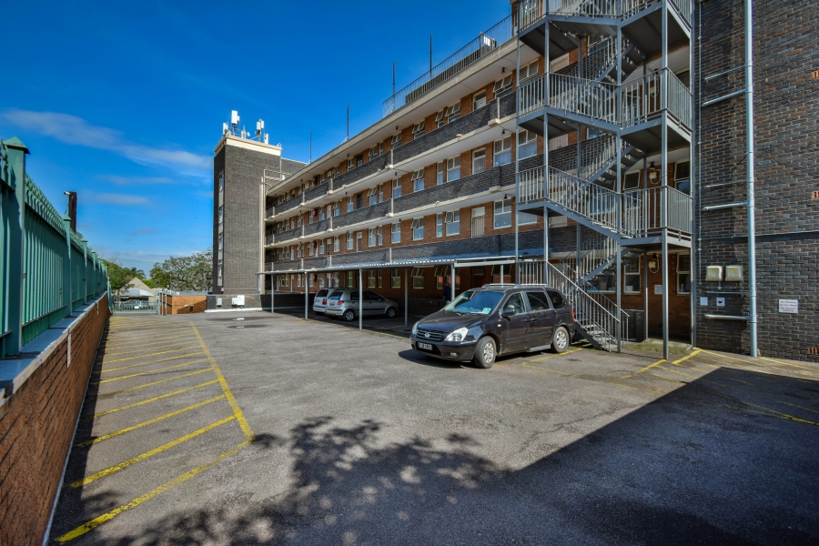 2 Bedroom Property for Sale in Villieria Gauteng