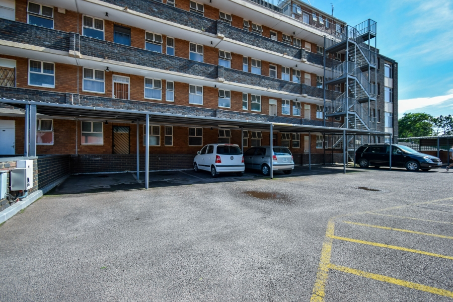 2 Bedroom Property for Sale in Villieria Gauteng