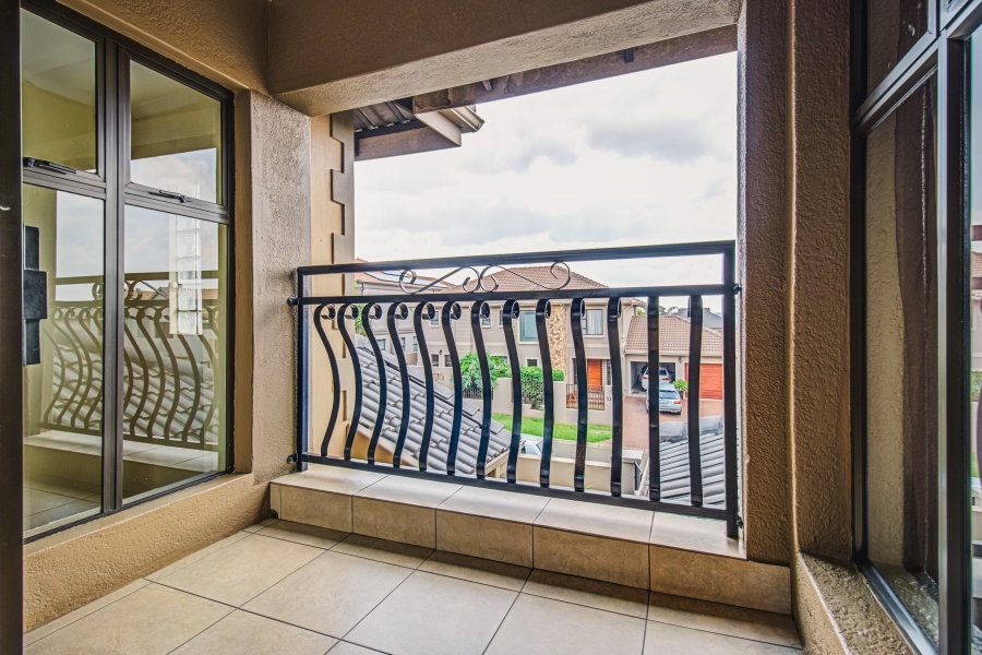 4 Bedroom Property for Sale in Greenstone Hill Gauteng