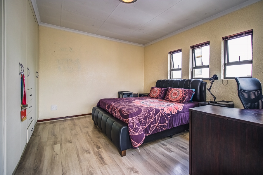 4 Bedroom Property for Sale in Greenstone Hill Gauteng