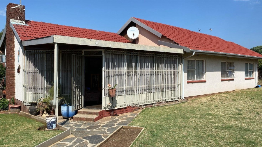 3 Bedroom Property for Sale in Primrose Gauteng