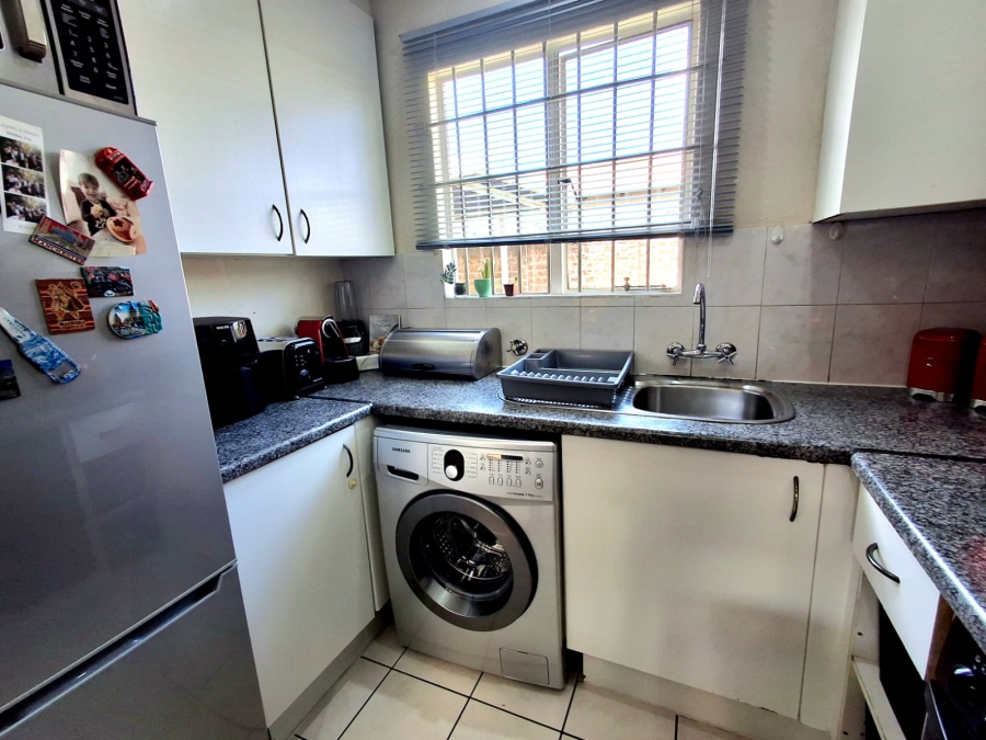 2 Bedroom Property for Sale in Eden Glen Gauteng