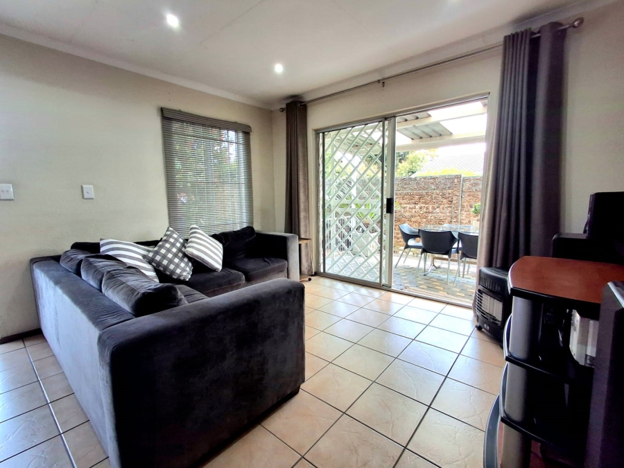 2 Bedroom Property for Sale in Eden Glen Gauteng