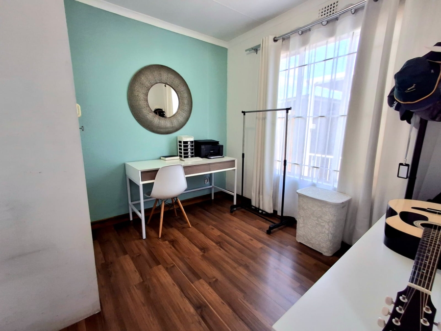 2 Bedroom Property for Sale in Eden Glen Gauteng