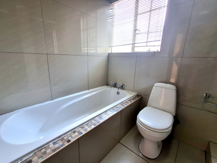 3 Bedroom Property for Sale in Eden Glen Gauteng