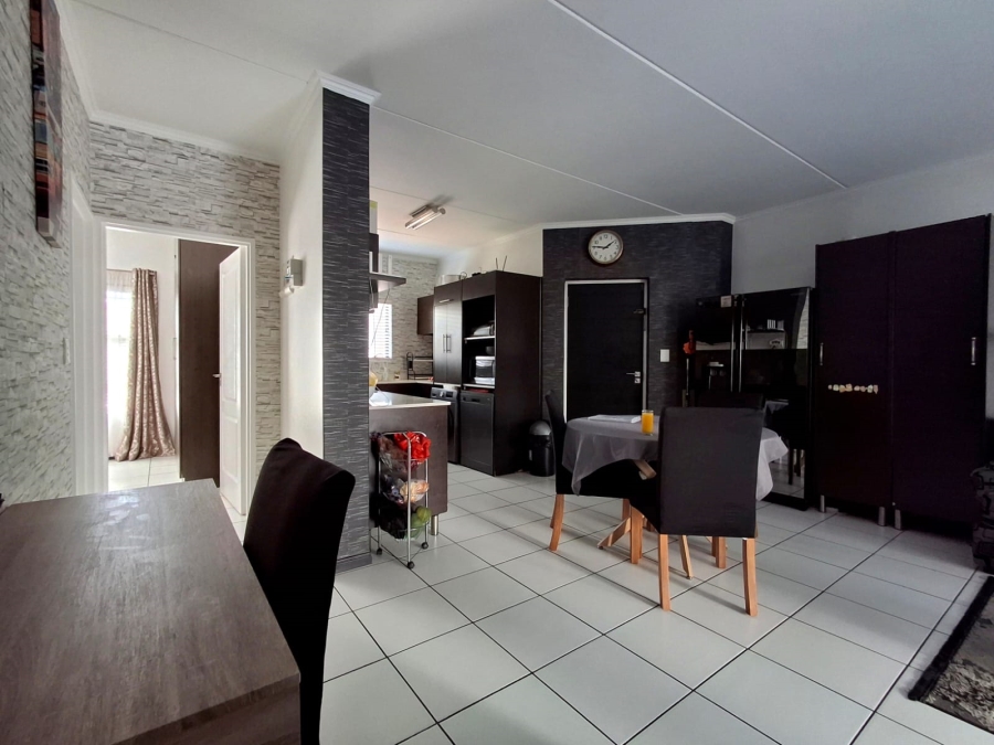 3 Bedroom Property for Sale in Greenstone Hill Gauteng