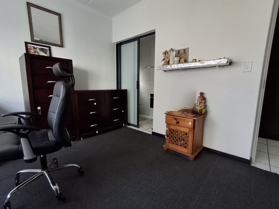 3 Bedroom Property for Sale in Greenstone Hill Gauteng