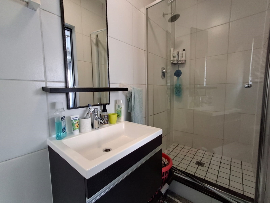 3 Bedroom Property for Sale in Greenstone Hill Gauteng