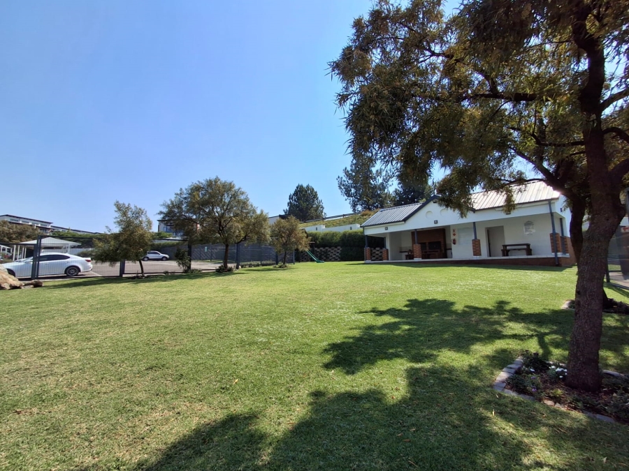 3 Bedroom Property for Sale in Greenstone Hill Gauteng