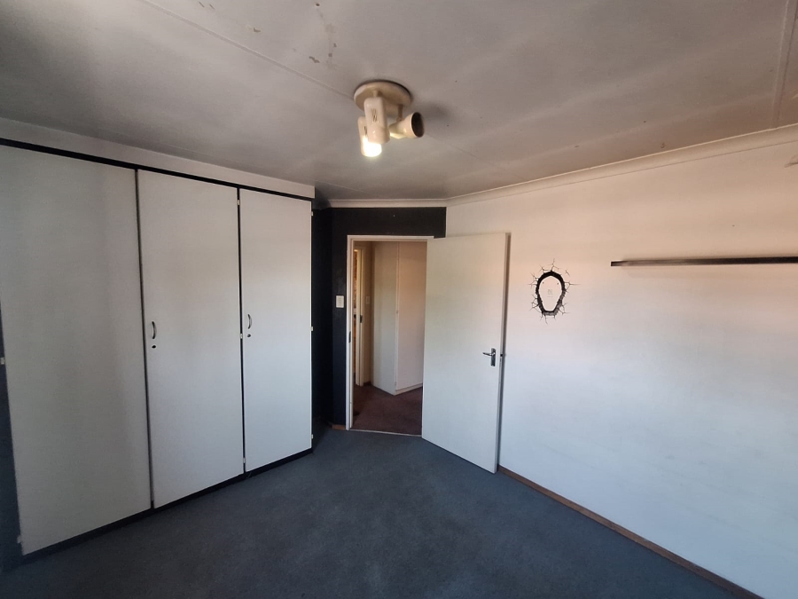 2 Bedroom Property for Sale in Eastleigh Gauteng