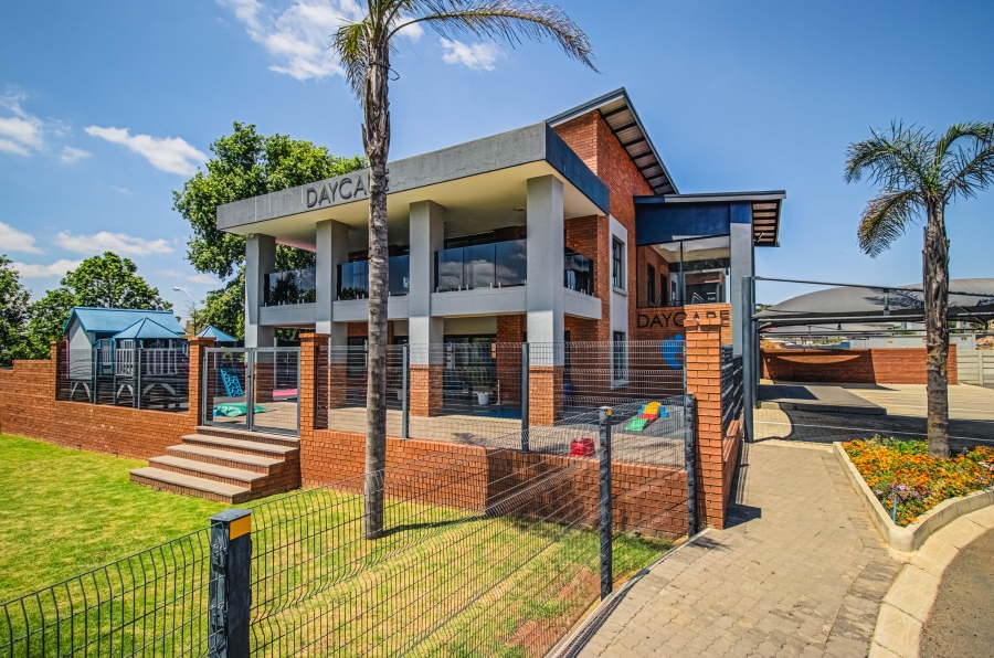 1 Bedroom Property for Sale in Kensington Gauteng