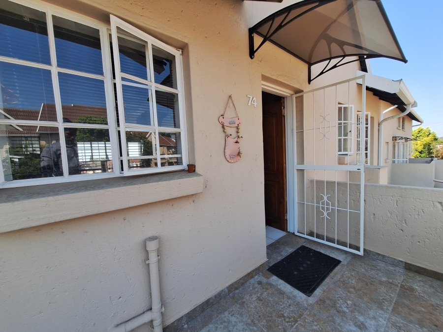2 Bedroom Property for Sale in Eden Glen Gauteng