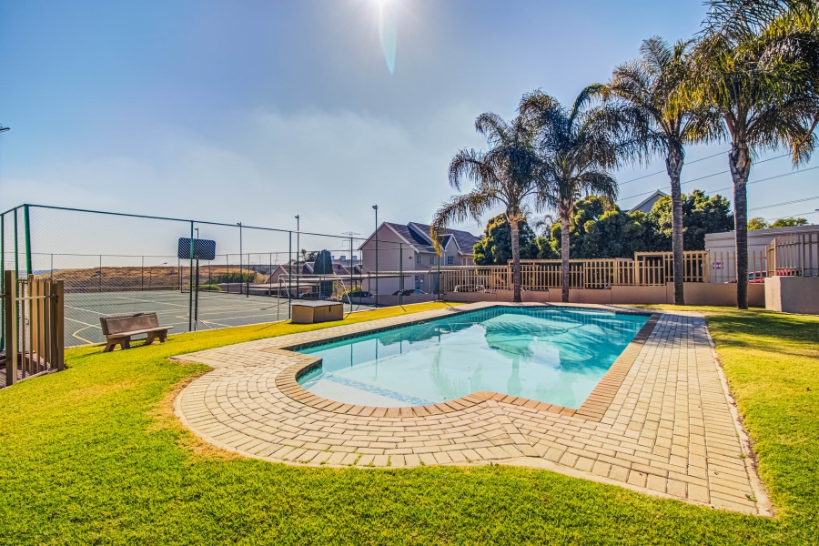 2 Bedroom Property for Sale in Eden Glen Gauteng