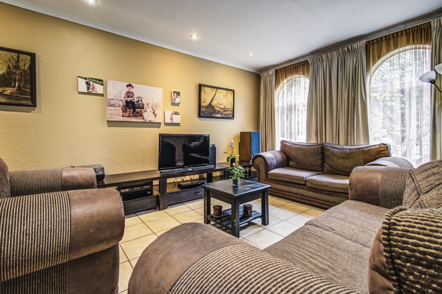 4 Bedroom Property for Sale in Croydon Gauteng