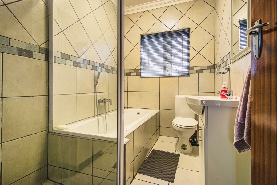 4 Bedroom Property for Sale in Croydon Gauteng