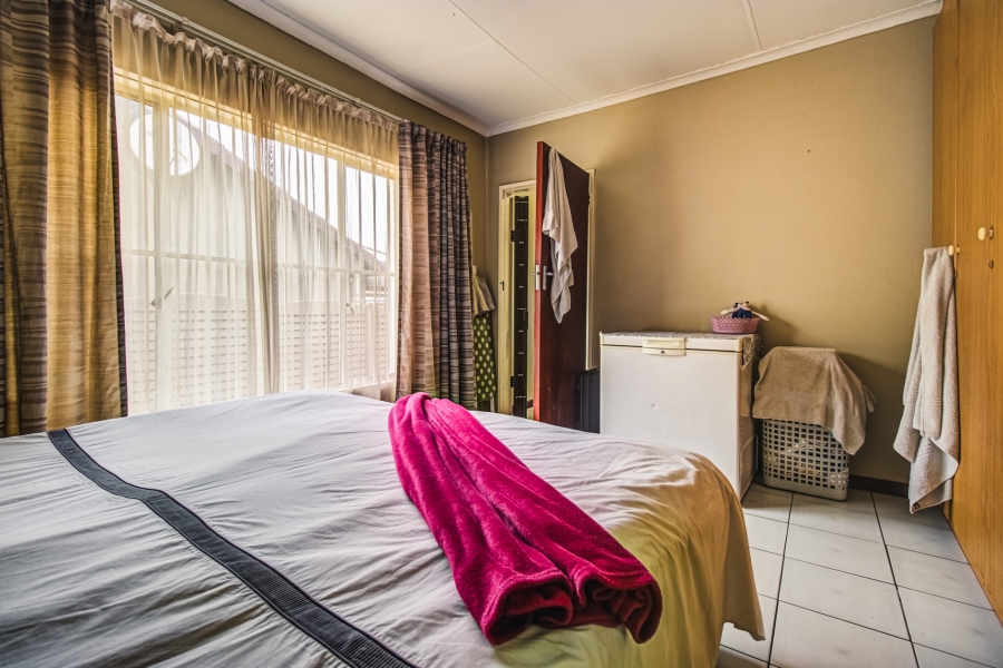 4 Bedroom Property for Sale in Croydon Gauteng