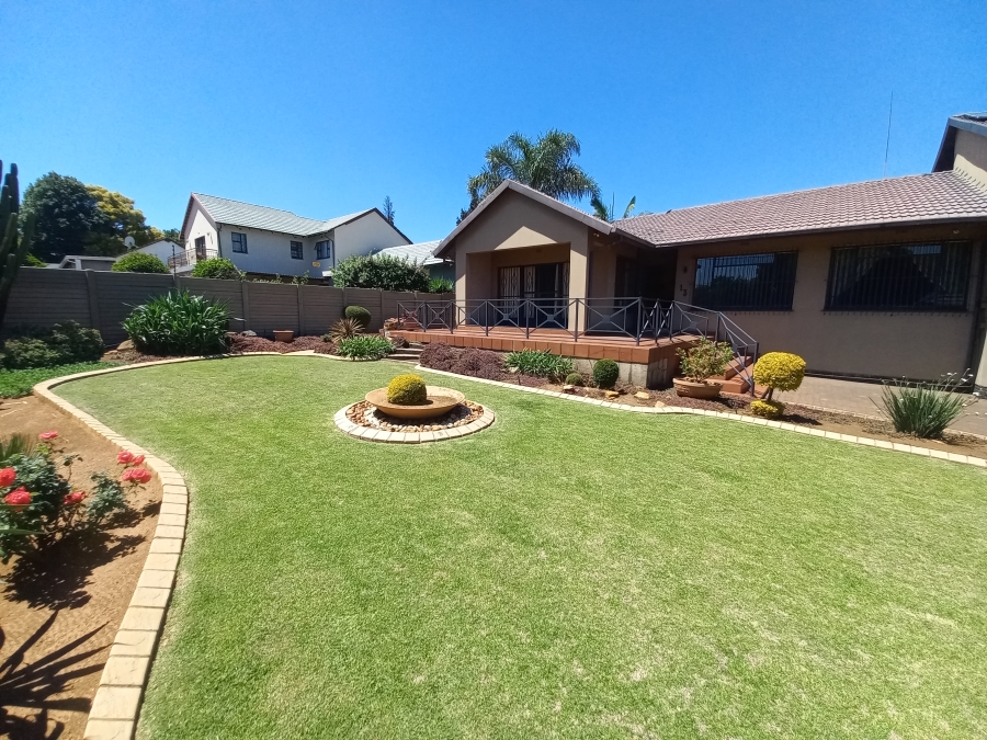 4 Bedroom Property for Sale in Croydon Gauteng