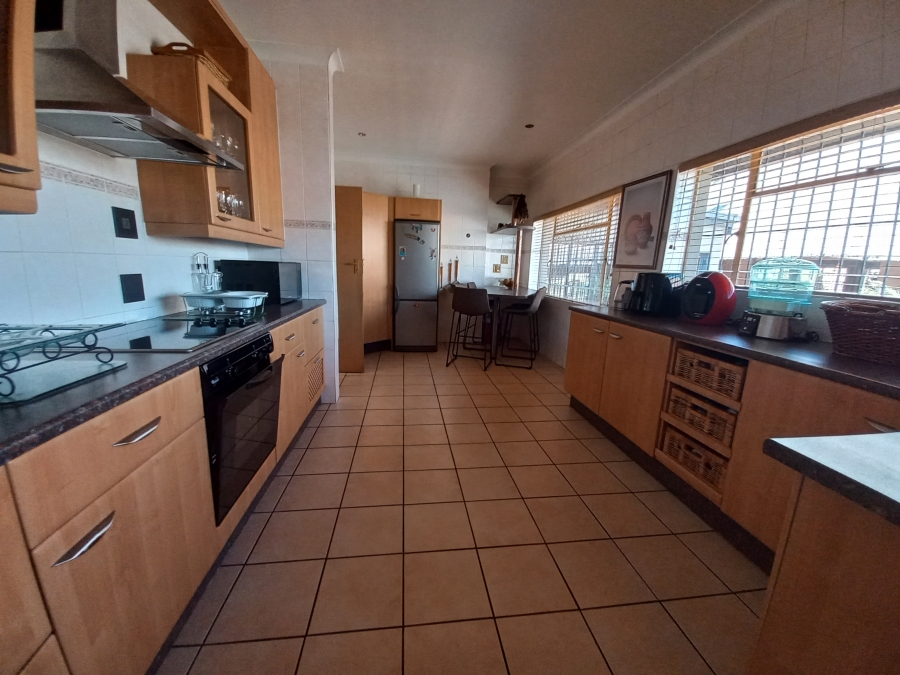 4 Bedroom Property for Sale in Croydon Gauteng