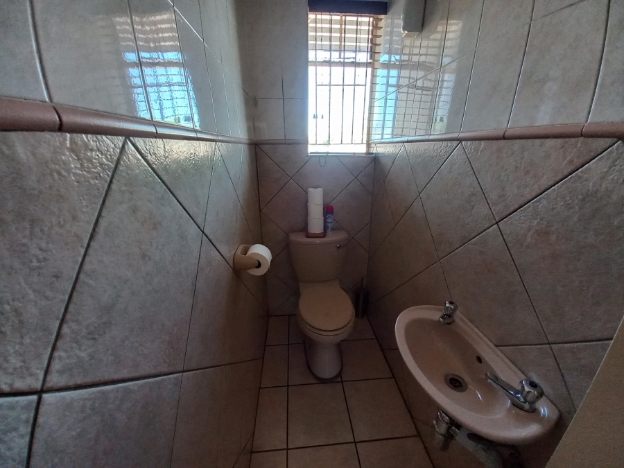 4 Bedroom Property for Sale in Croydon Gauteng