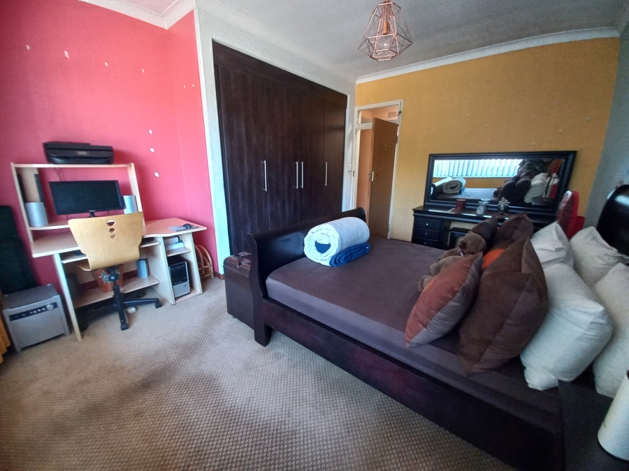 4 Bedroom Property for Sale in Croydon Gauteng