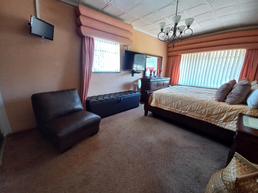 4 Bedroom Property for Sale in Croydon Gauteng