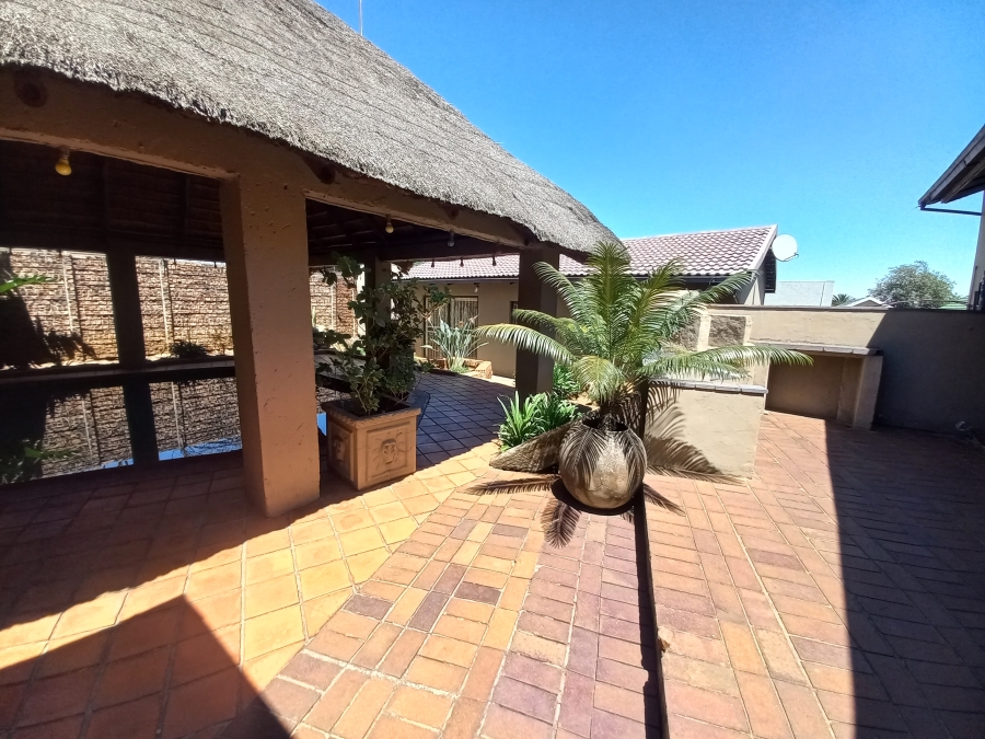 4 Bedroom Property for Sale in Croydon Gauteng