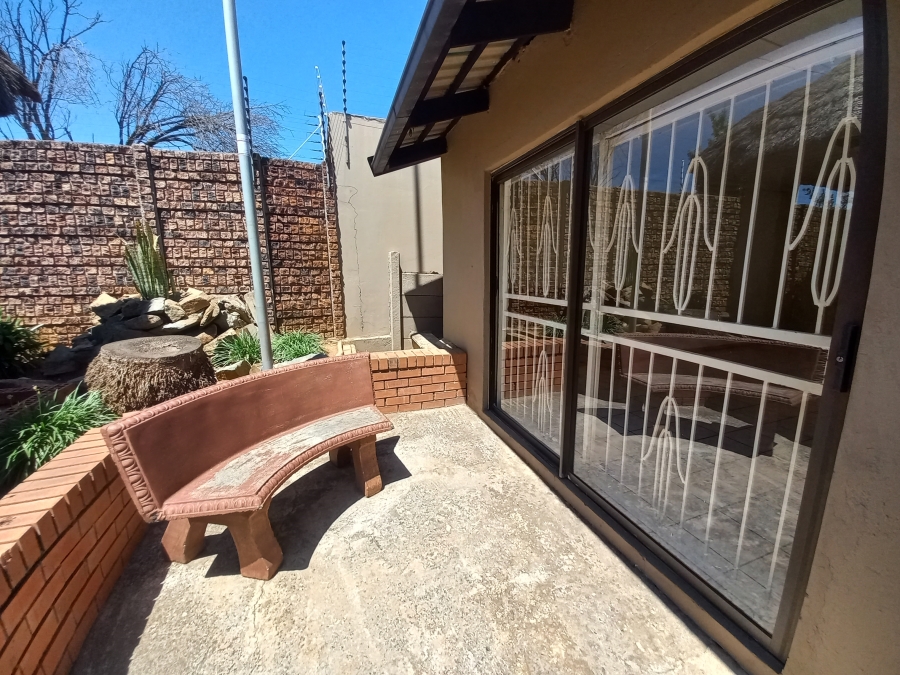 4 Bedroom Property for Sale in Croydon Gauteng