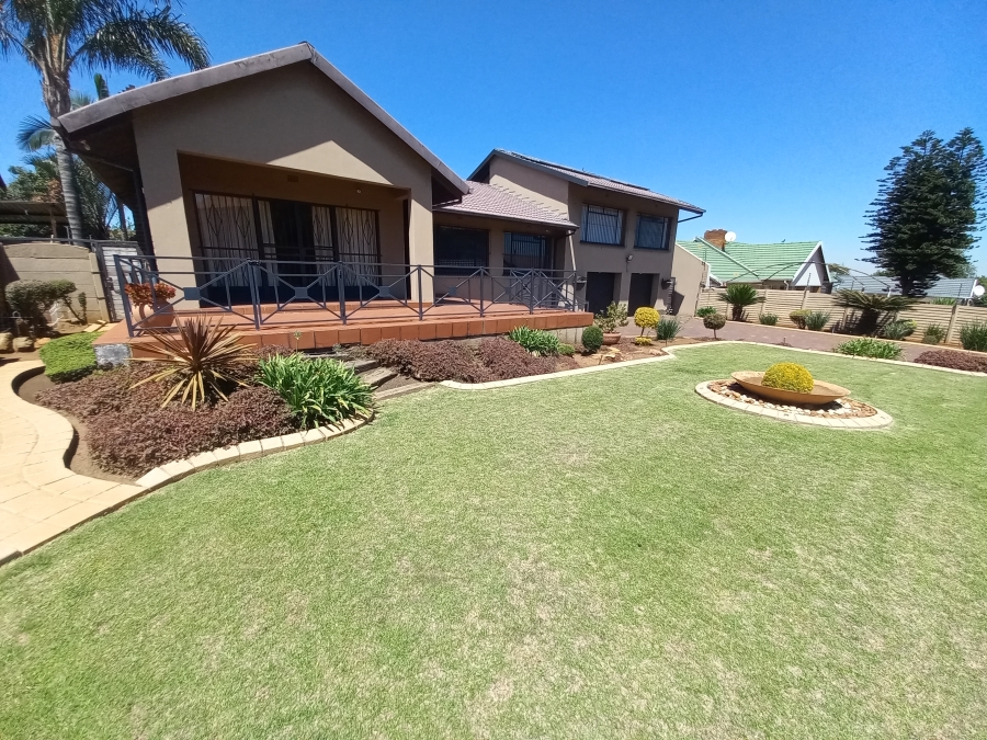 4 Bedroom Property for Sale in Croydon Gauteng