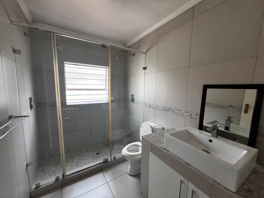 2 Bedroom Property for Sale in Eden Glen Gauteng