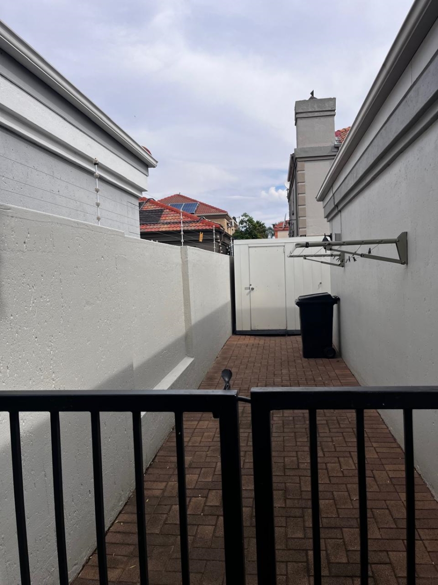 2 Bedroom Property for Sale in Eden Glen Gauteng