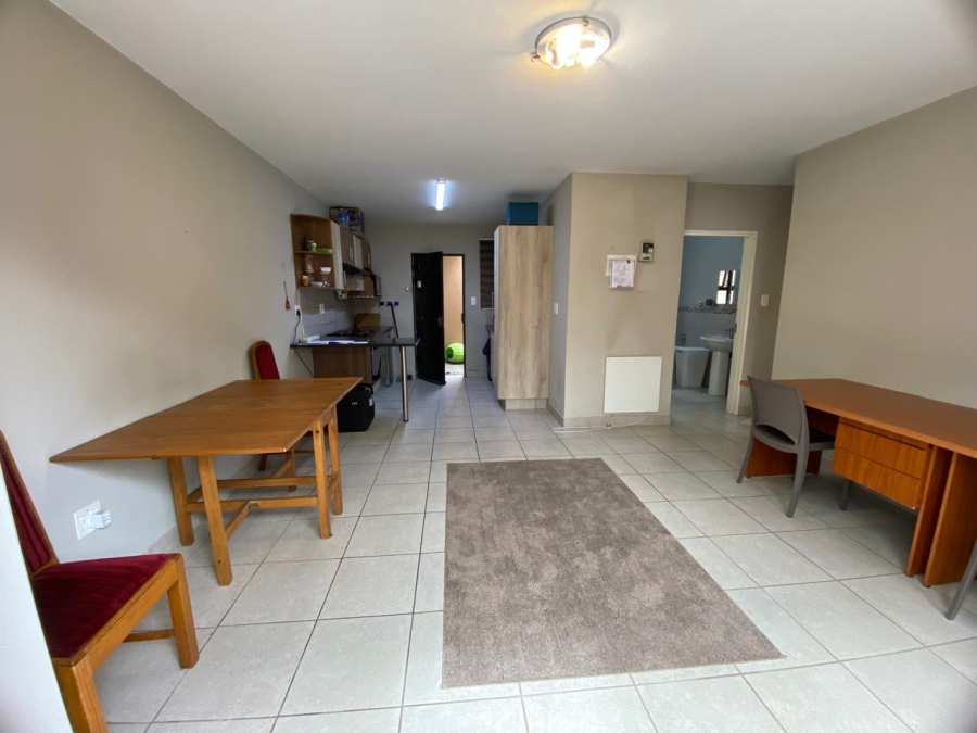 2 Bedroom Property for Sale in Primrose Hill Gauteng