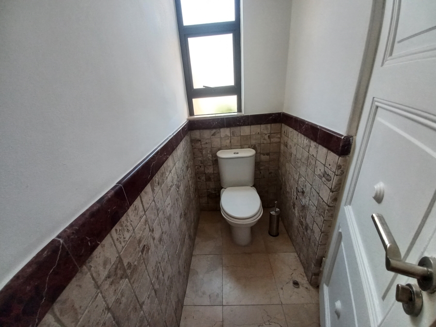 1 Bedroom Property for Sale in Bedford Gardens Gauteng