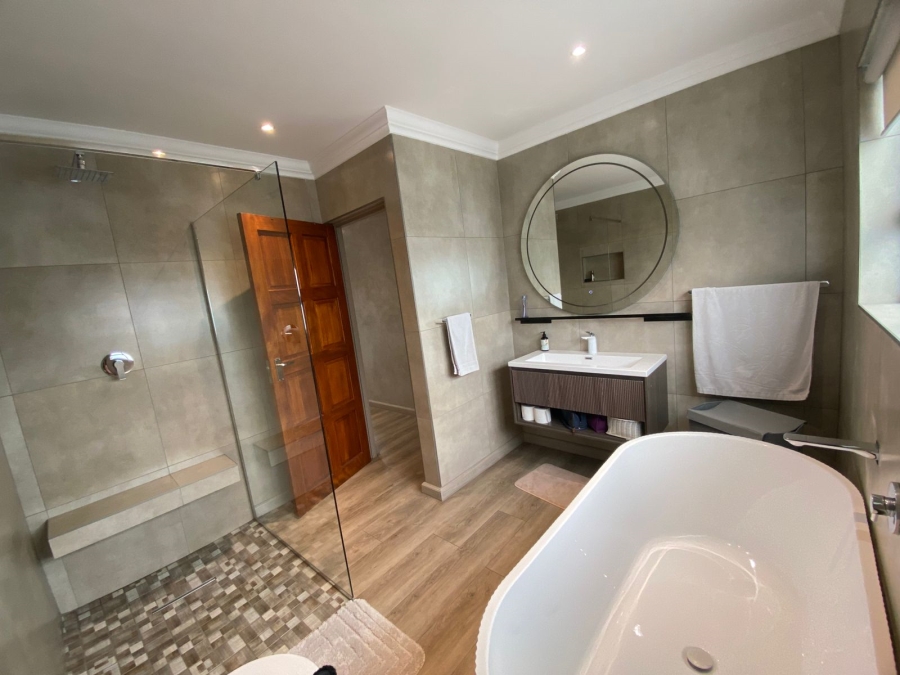 3 Bedroom Property for Sale in Greenstone Hill Gauteng